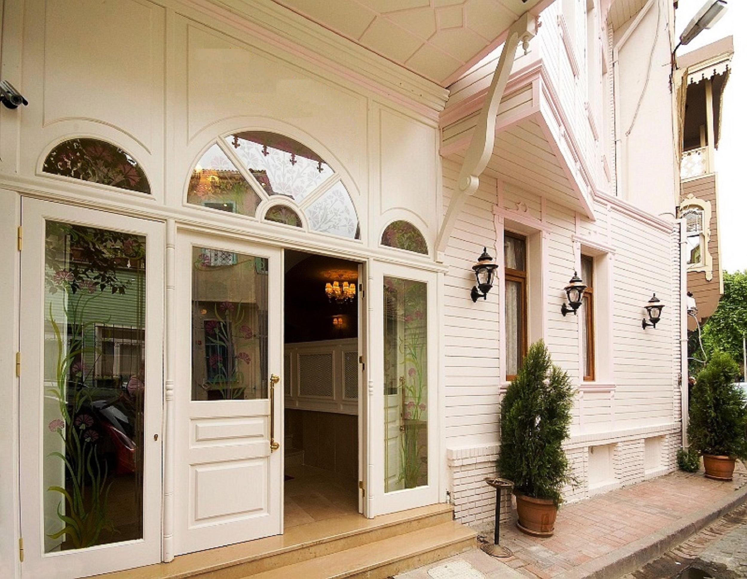 Fuat Bey Palace & 3*